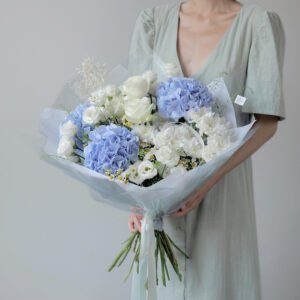 hydrangea bouquet Sliema Malta delivery