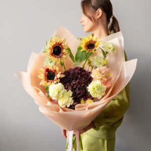 Sunflower and hydrangea bouquet
